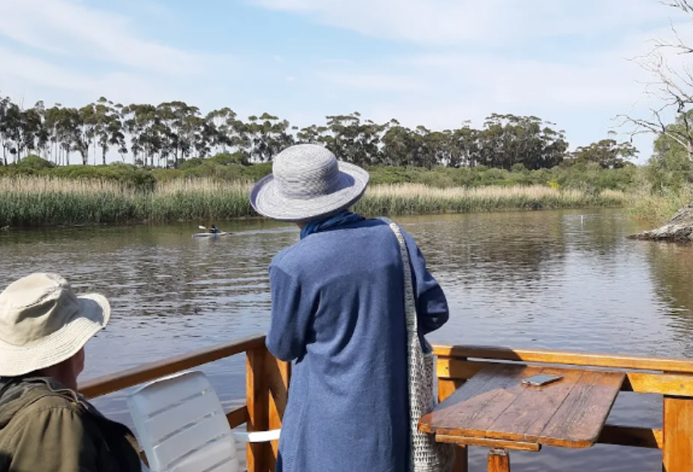 River Rat Stanford Boat Cruises