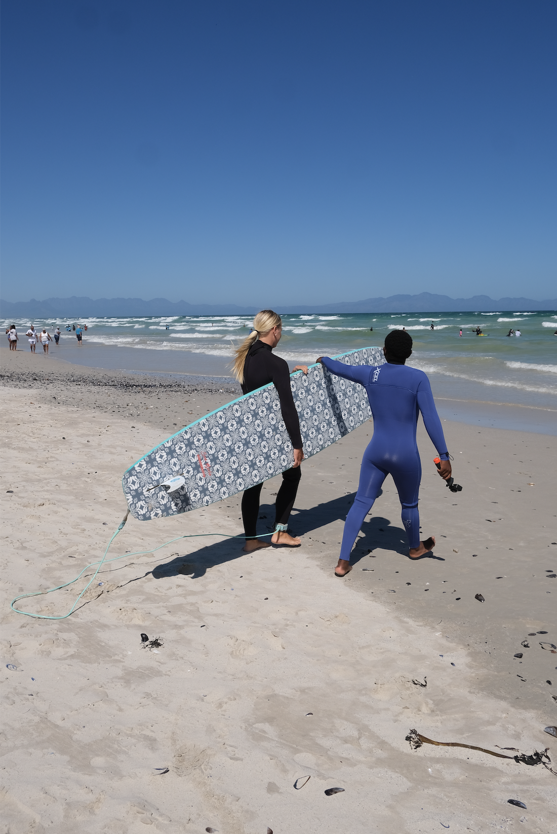 SurfXCape – Learn to surf with local Pro