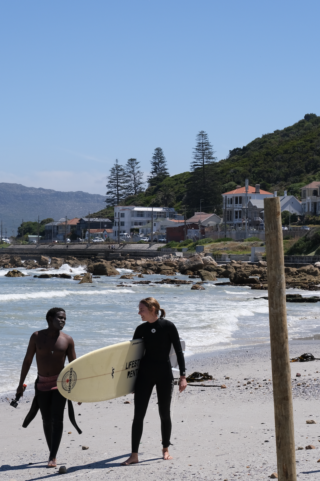 SurfXCape – Learn to surf with local Pro